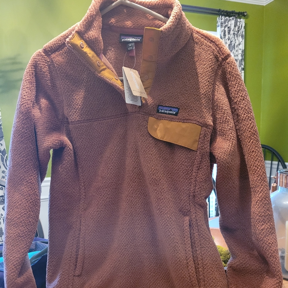 Patagonia women's NWT Re-Tool Snap-T Pullover size M slim fit